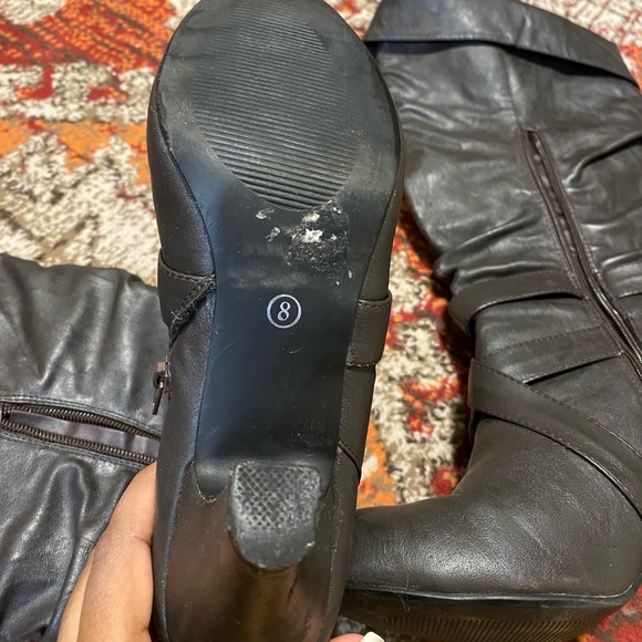 Heeled Boots - Picture 5 of 5